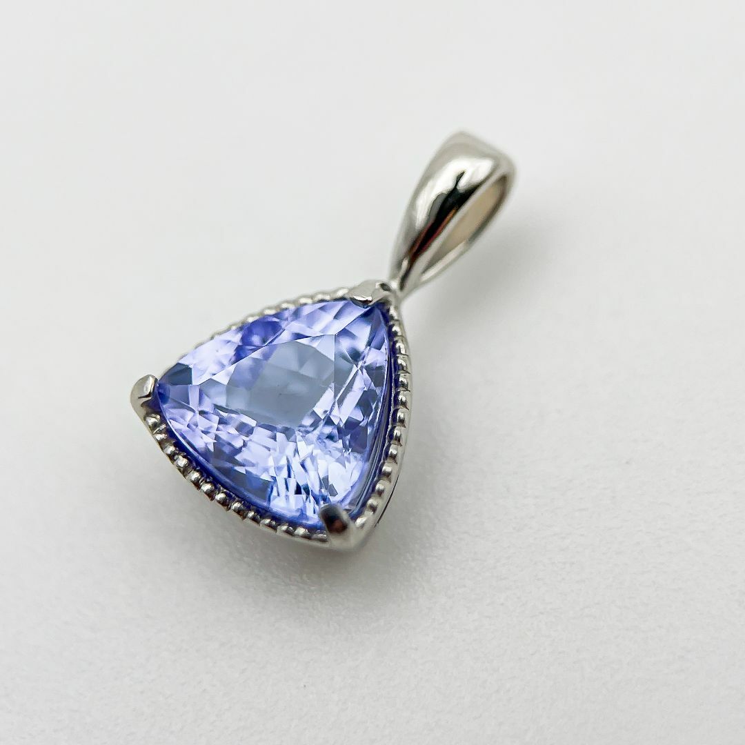タンザナイト 1.0ct ペンダントトップ-