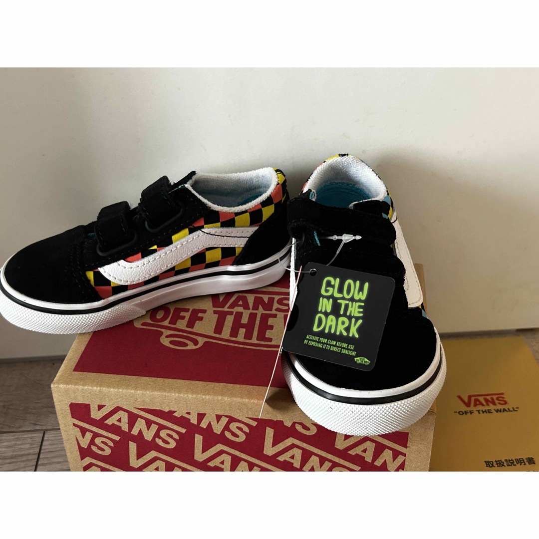 新品タグ付き　ヴァンスvans スニーカー　12cm