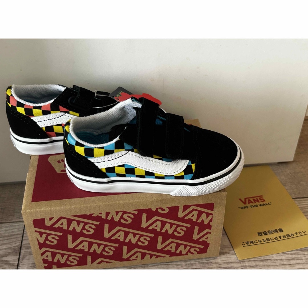 新品タグ付き　ヴァンスvans スニーカー　12cm