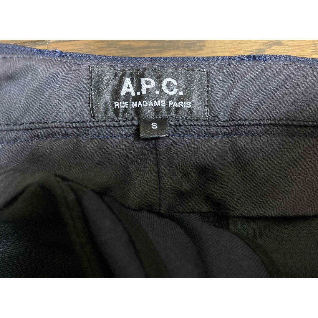 A.P.C. ネイビースラックス