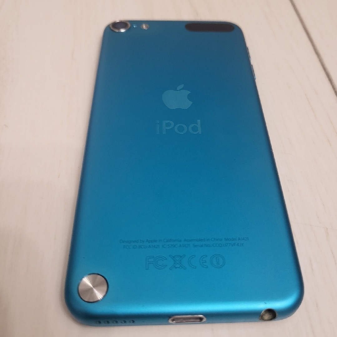 iPod touch(アイポッドタッチ)のiPod touch 64GB スマホ/家電/カメラのオーディオ機器(ポータブルプレーヤー)の商品写真