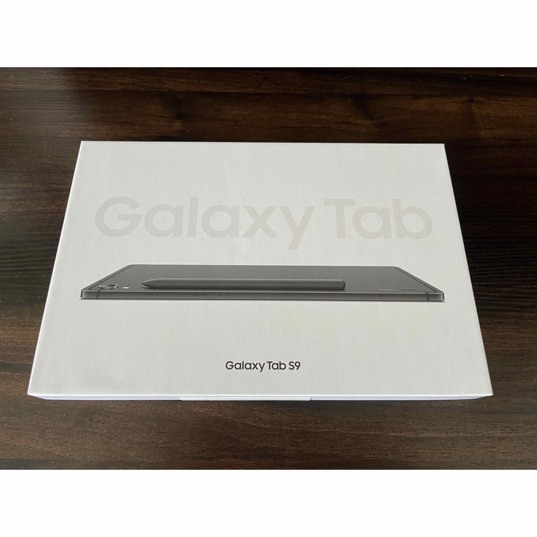 Galaxy(ギャラクシー)のGalaxy Tab S9 (新古品)& 純正Keyboard スマホ/家電/カメラのPC/タブレット(タブレット)の商品写真