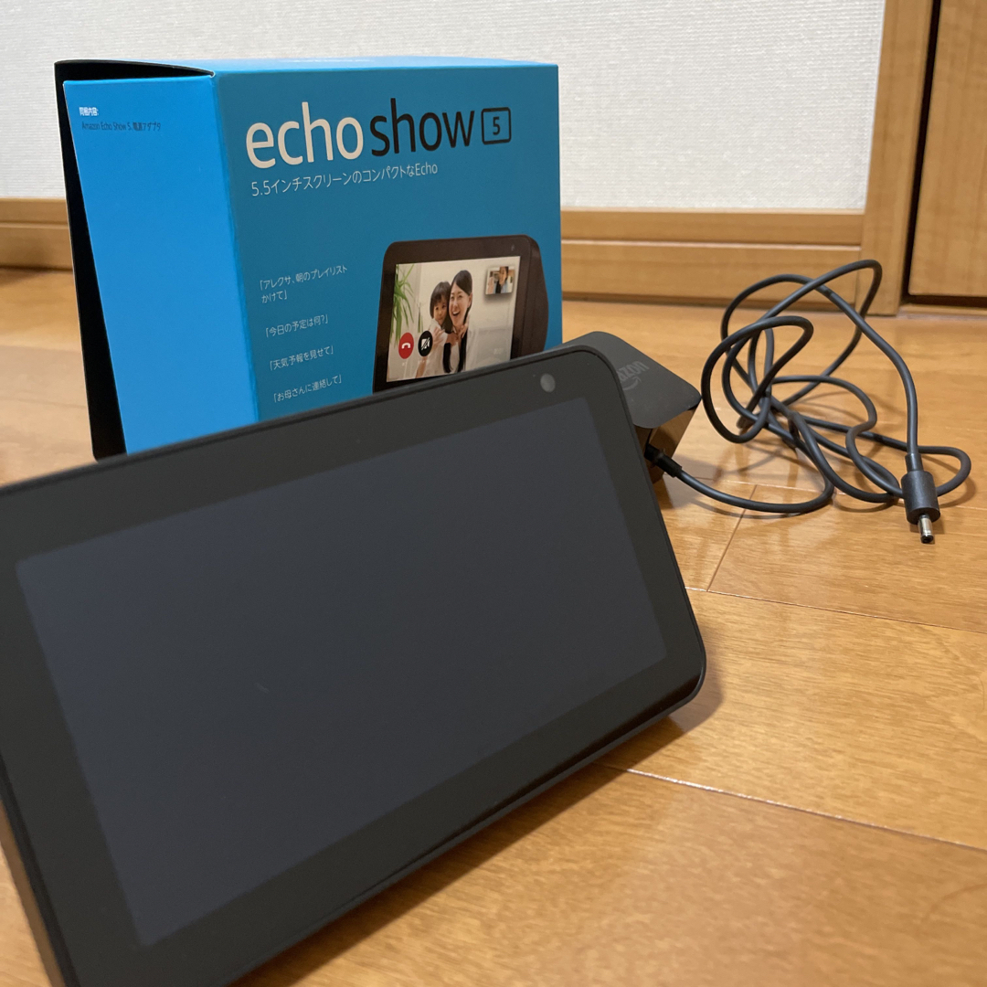 Amazon(アマゾン)のEcho Show 5 (エコーショー5) 第1世代 スマホ/家電/カメラのオーディオ機器(スピーカー)の商品写真