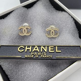 CHANEL - 確実正規品 シャネル ピアス 消毒済み 小さめの通販 by