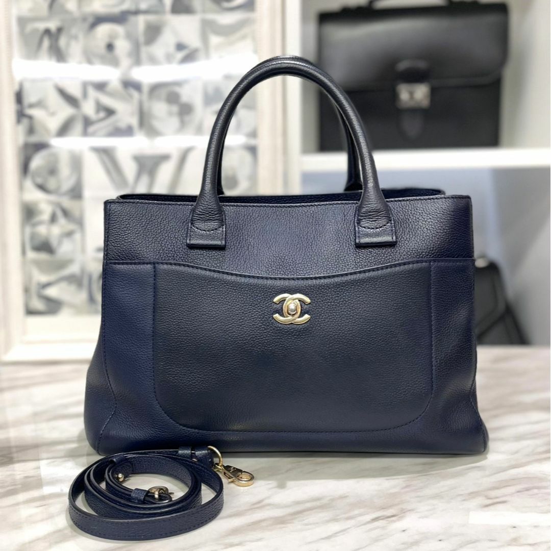 美品♡シャネル CHANEL エグゼクティブトートバッグレディース