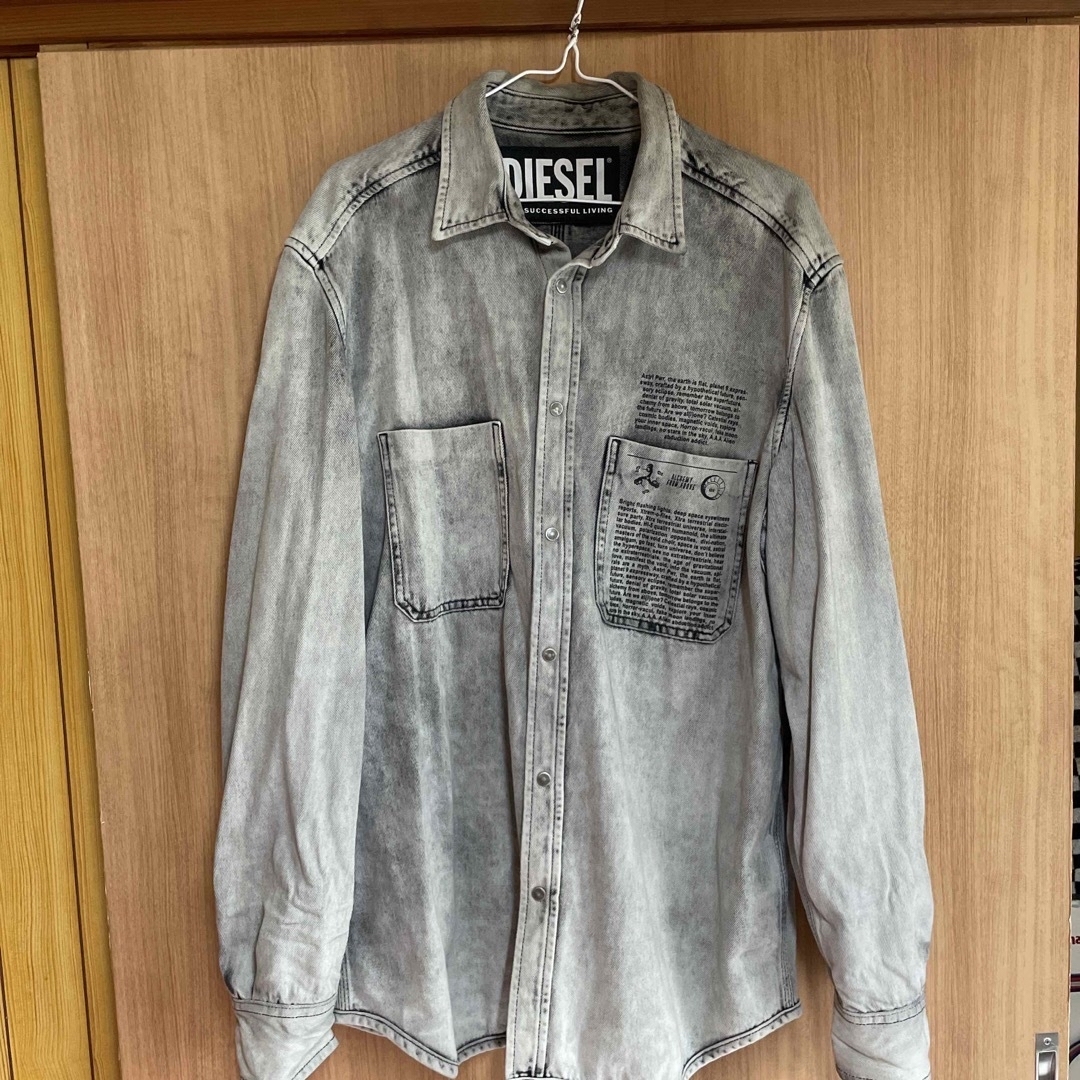 DIESEL(ディーゼル)のDIESEL デニムシャツ メンズのジャケット/アウター(Gジャン/デニムジャケット)の商品写真