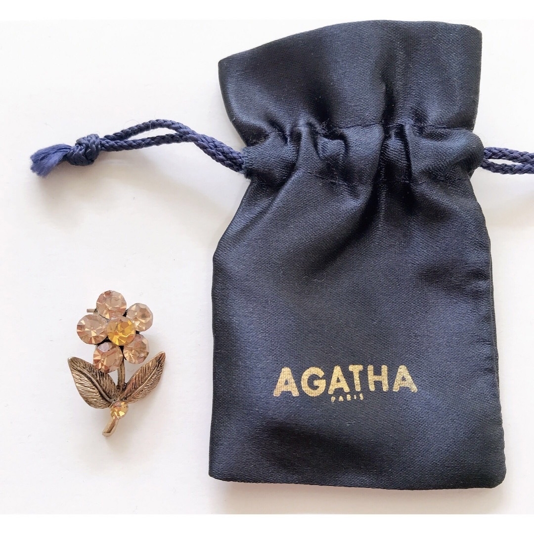 AGATHA(アガタ)の【美品　送料無料】 AGATHA アガタ　花のブローチ　母の日　プレゼント レディースのアクセサリー(ブローチ/コサージュ)の商品写真
