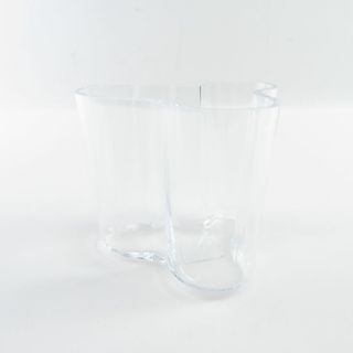 イッタラ(iittala)の美品 iittala イッタラ AALTO アアルト 95mm ベース 1点 クリア 花瓶 オブジェ 北欧 フィンランド SY6885B3 【中古】(花瓶)