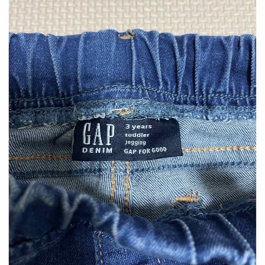 GAP(ギャップ)のGAP  デニム　パンツ　　3y 100cm キッズ/ベビー/マタニティのキッズ服男の子用(90cm~)(パンツ/スパッツ)の商品写真