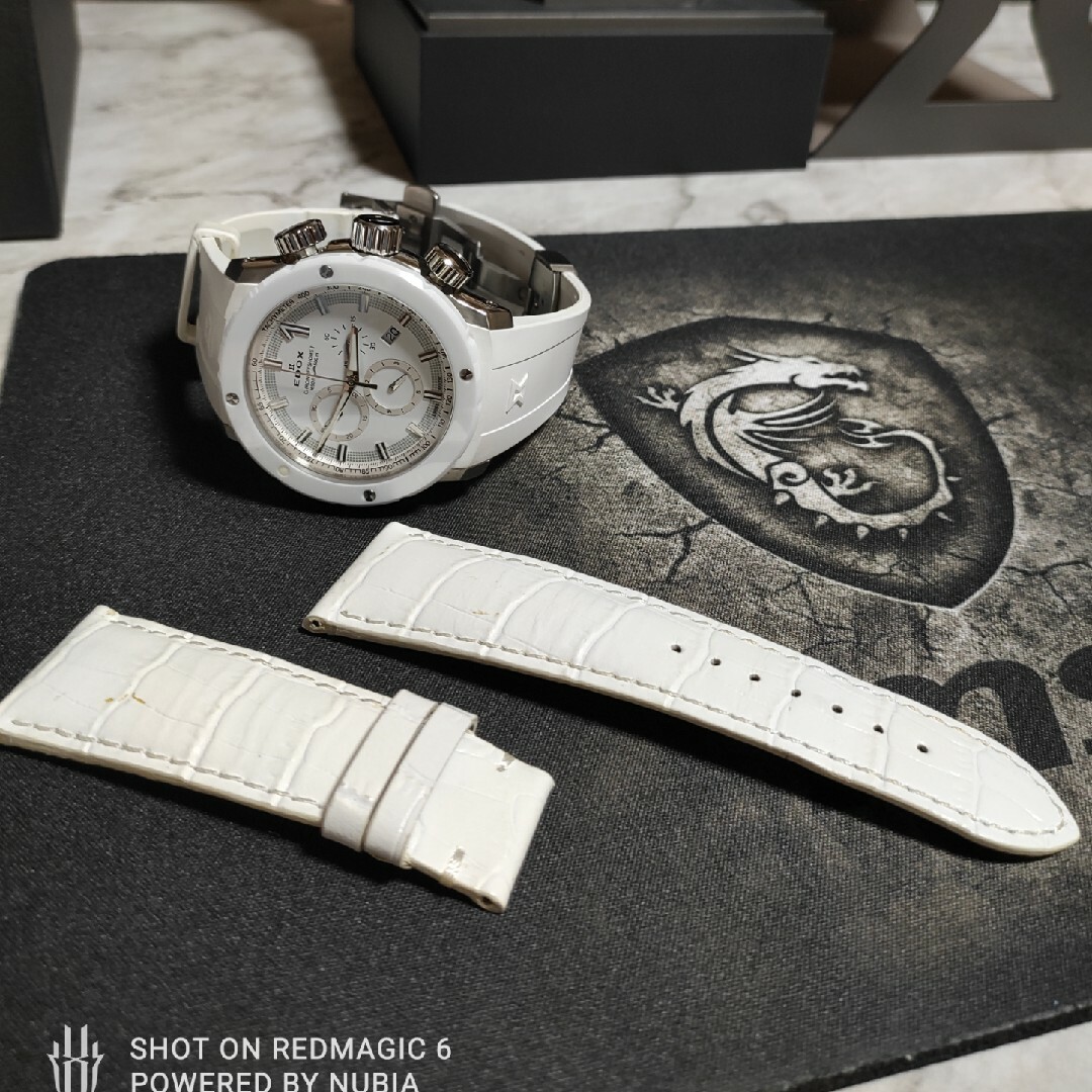 EDOX(エドックス)のEDOX chronoffshore1 メンズの時計(腕時計(アナログ))の商品写真