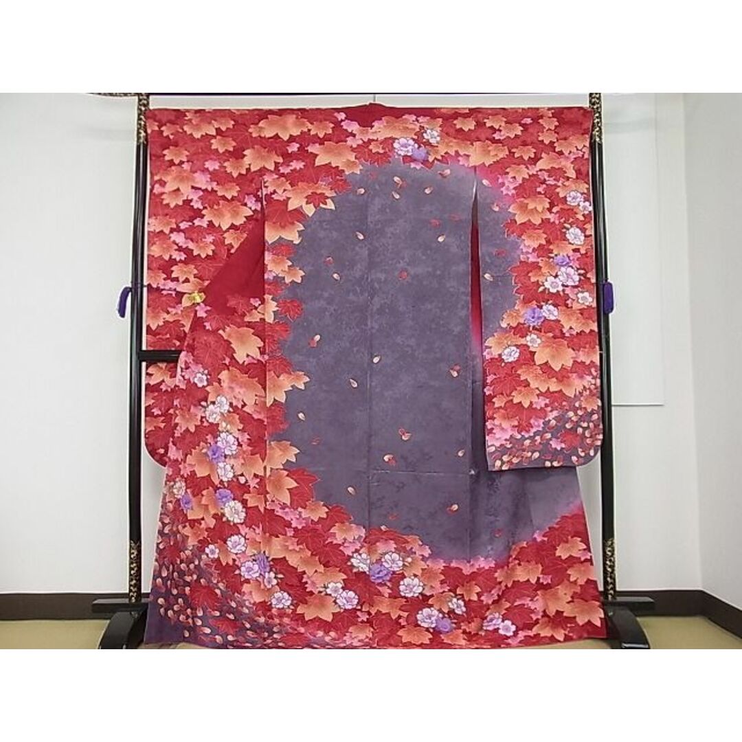 平和屋1□極上 振袖 駒刺繍 舞蝶草花文 暈し染め 金通し地 逸品3s20198