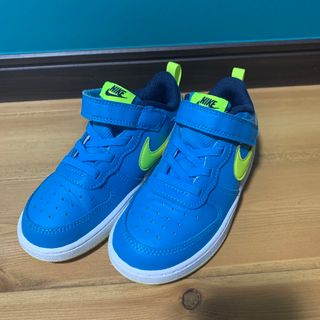 ナイキ(NIKE)のNIKEスニーカー　ブルー✖️蛍光イエロー(スニーカー)