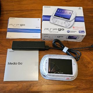 プレイステーションポータブル(PlayStation Portable)のSONY PlayStationPortable 本体 PSP-N1000 PW(携帯用ゲーム機本体)