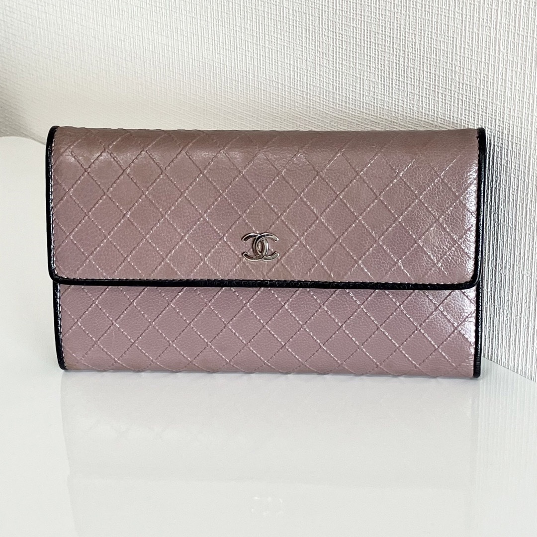 激レアCHANEL シャネル レザー マトラッセ バイカラー 三つ折り長財布 紫 | フリマアプリ ラクマ