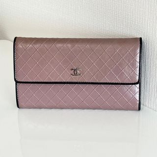 シャネル(CHANEL)の激レアCHANEL シャネル レザー マトラッセ バイカラー 三つ折り長財布 紫(財布)