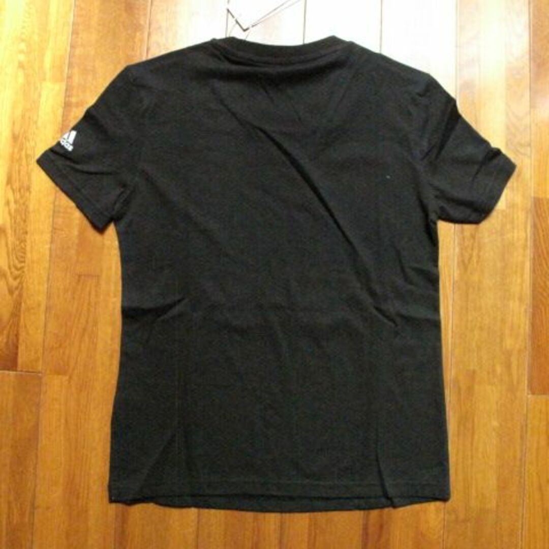 adidas(アディダス)の新品　adidas　Tシャツ　Mサイズ レディースのトップス(Tシャツ(半袖/袖なし))の商品写真