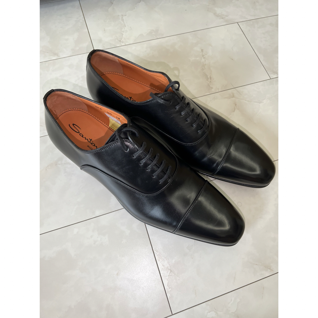 Santoni(サントーニ)の新品 Santoni サントーニ 黒色　ブラック メンズの靴/シューズ(ドレス/ビジネス)の商品写真