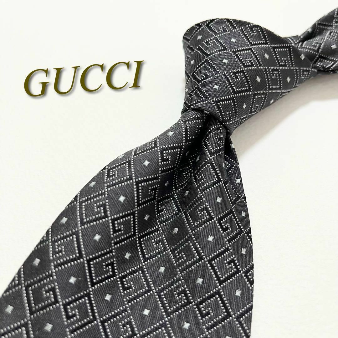 Gucci - 【美品】GUCCI グッチ ネクタイ 総G柄 GG シルク イタリア製の