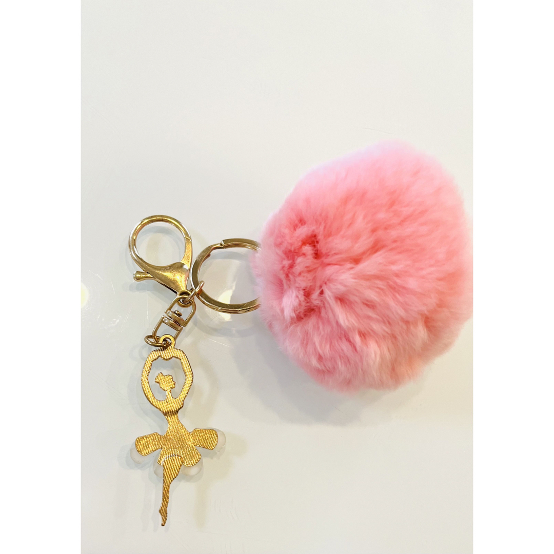 バレリーナ ファー キーホルダー ピンク レディースのファッション小物(キーホルダー)の商品写真