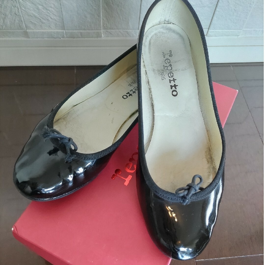 repetto(レペット)のレペット　エナメル　バレエシューズ　ブラック　37.5 レディースの靴/シューズ(バレエシューズ)の商品写真