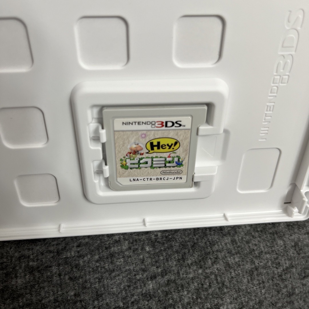 ニンテンドー3DS(ニンテンドー3DS)のHey！ ピクミン 3DS エンタメ/ホビーのゲームソフト/ゲーム機本体(携帯用ゲームソフト)の商品写真