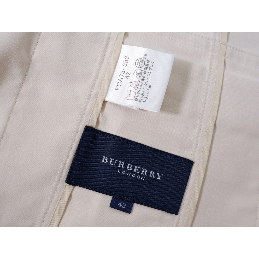 BURBERRY(バーバリー)のBURBERRY LONDONバーバリーロンドン 定番 3ボタンストレッチジャケット【42】【LJKA72687】 レディースのジャケット/アウター(その他)の商品写真