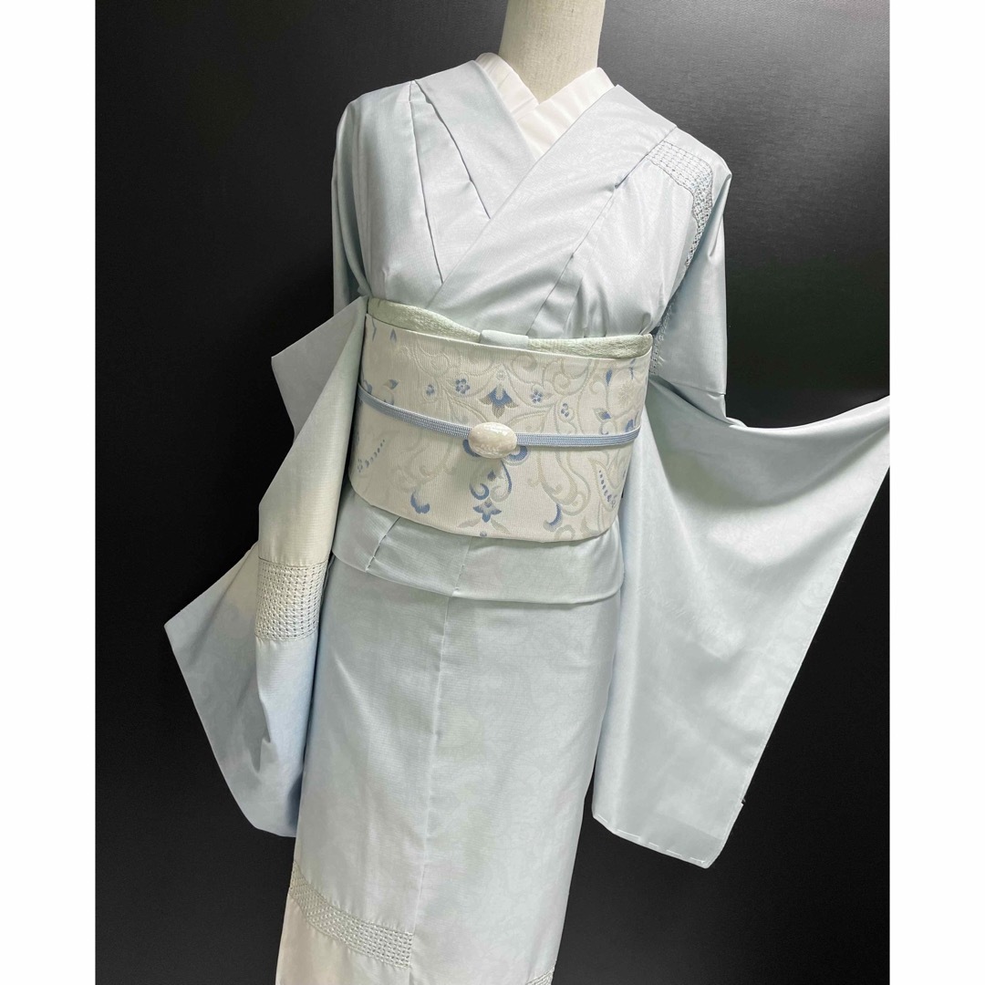 特選刺繍大島紬【汕頭(スワトウ)刺繍訪問着◇ぼかし】水色 特選刺繍大島紬【汕頭(スワトウ)刺繍訪問着◇ぼかし】水色