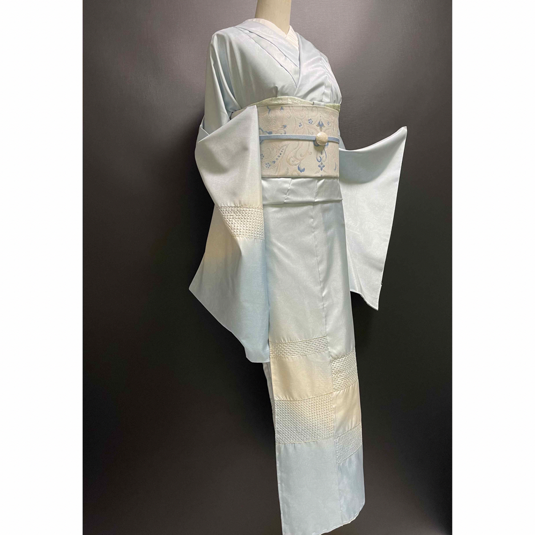 特選刺繍大島紬【汕頭(スワトウ)刺繍訪問着◇ぼかし】水色 特選刺繍大島紬【汕頭(スワトウ)刺繍訪問着◇ぼかし】水色