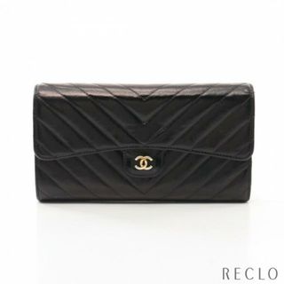 シャネル(CHANEL)のシェブロン Vステッチ 二つ折り長財布 レザー ブラック ゴールド金具(財布)