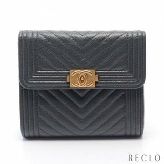 シャネル(CHANEL)のボーイシャネル コンパクトウォレット キャビアスキン グレー ゴールド金具(財布)