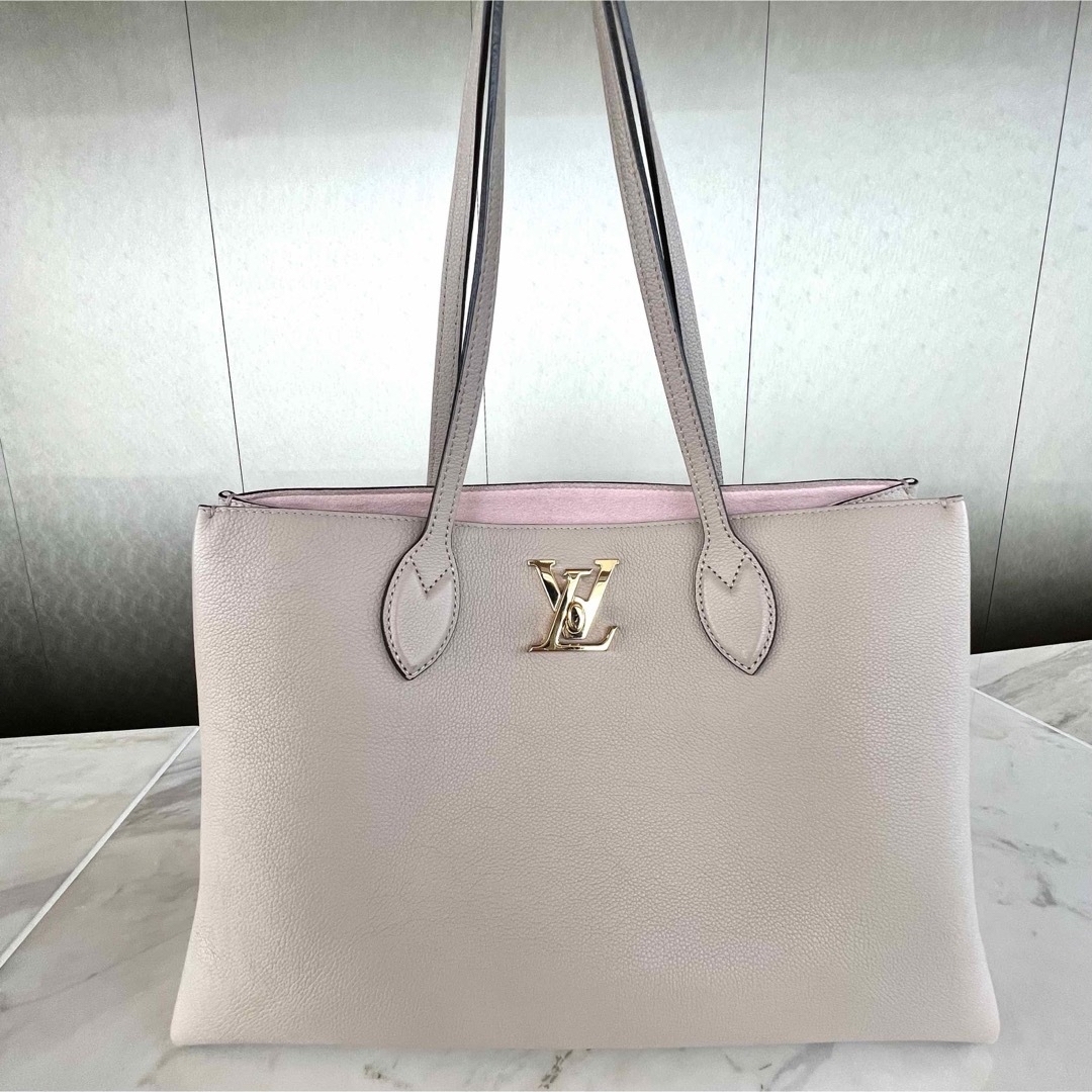 LOUIS VUITTON Louis Vuitton Lock Me Shopper Greige M57346 Women's