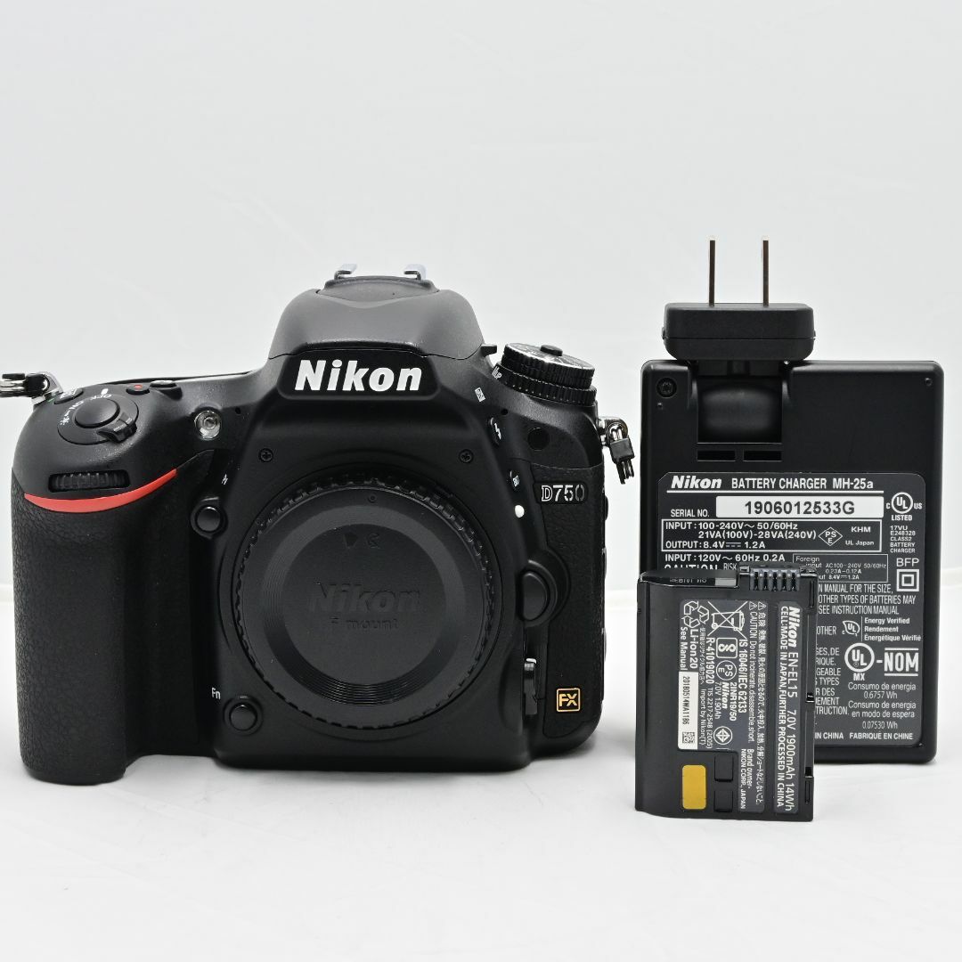 カメラNIKON ニコン D750 ボディ デジタル一眼 カメラ - デジタル一眼