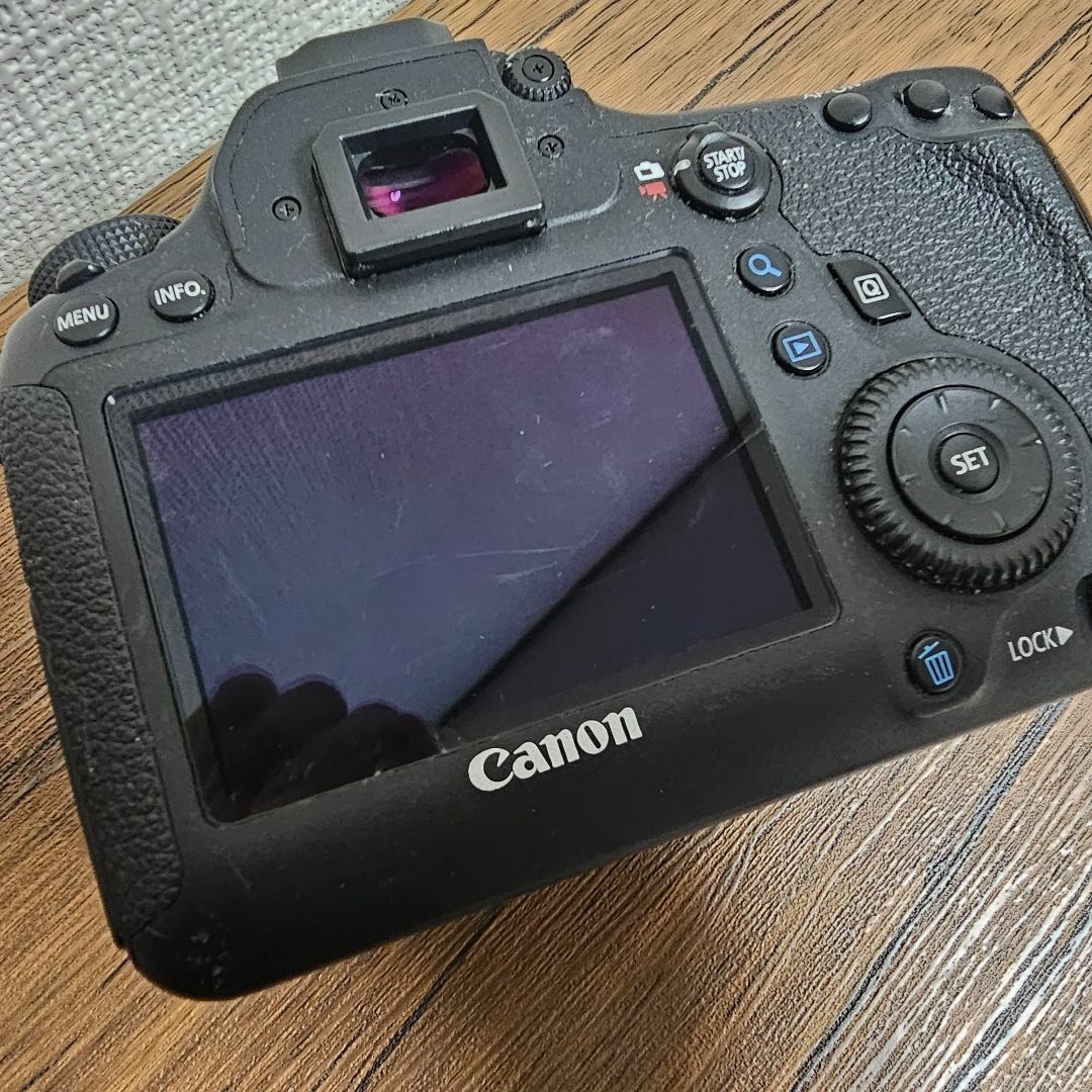 Canon EOS6Dスマホ/家電/カメラ