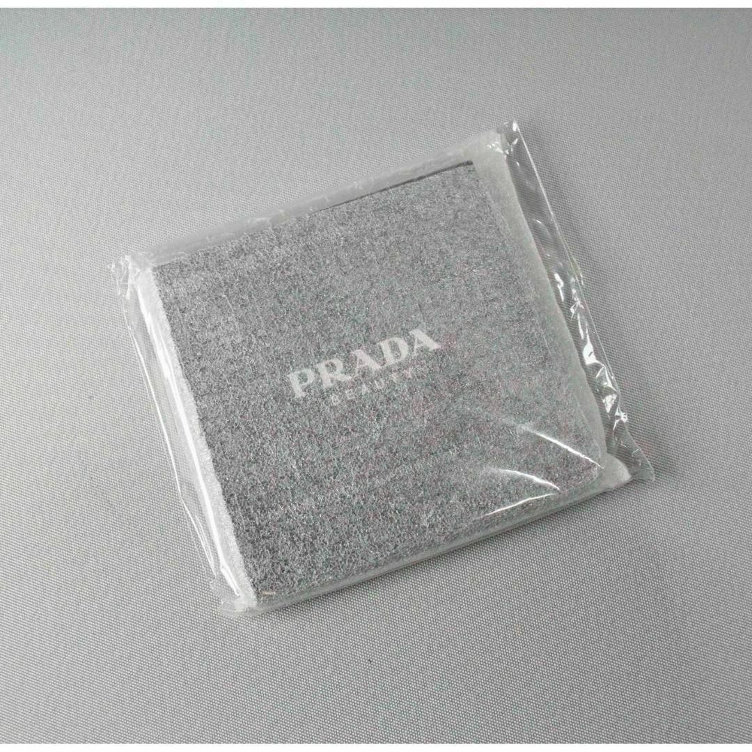 PRADA(プラダ)のprdmir1 新品未使用本物 PRADA プラダ ノベルティミラー レディースのファッション小物(ミラー)の商品写真