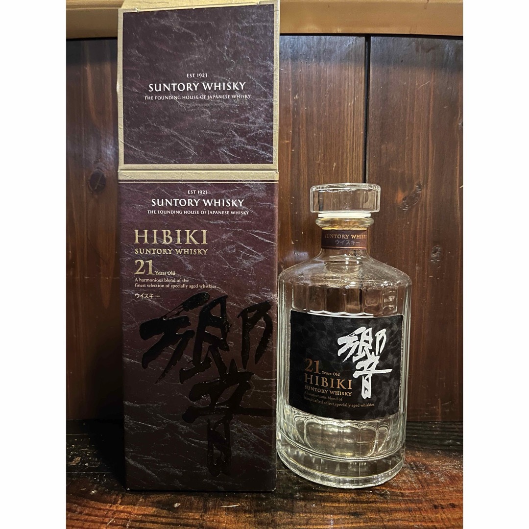 サントリー - 【送料込】響21年空き瓶 1本(箱付)の通販 by ちびしょう