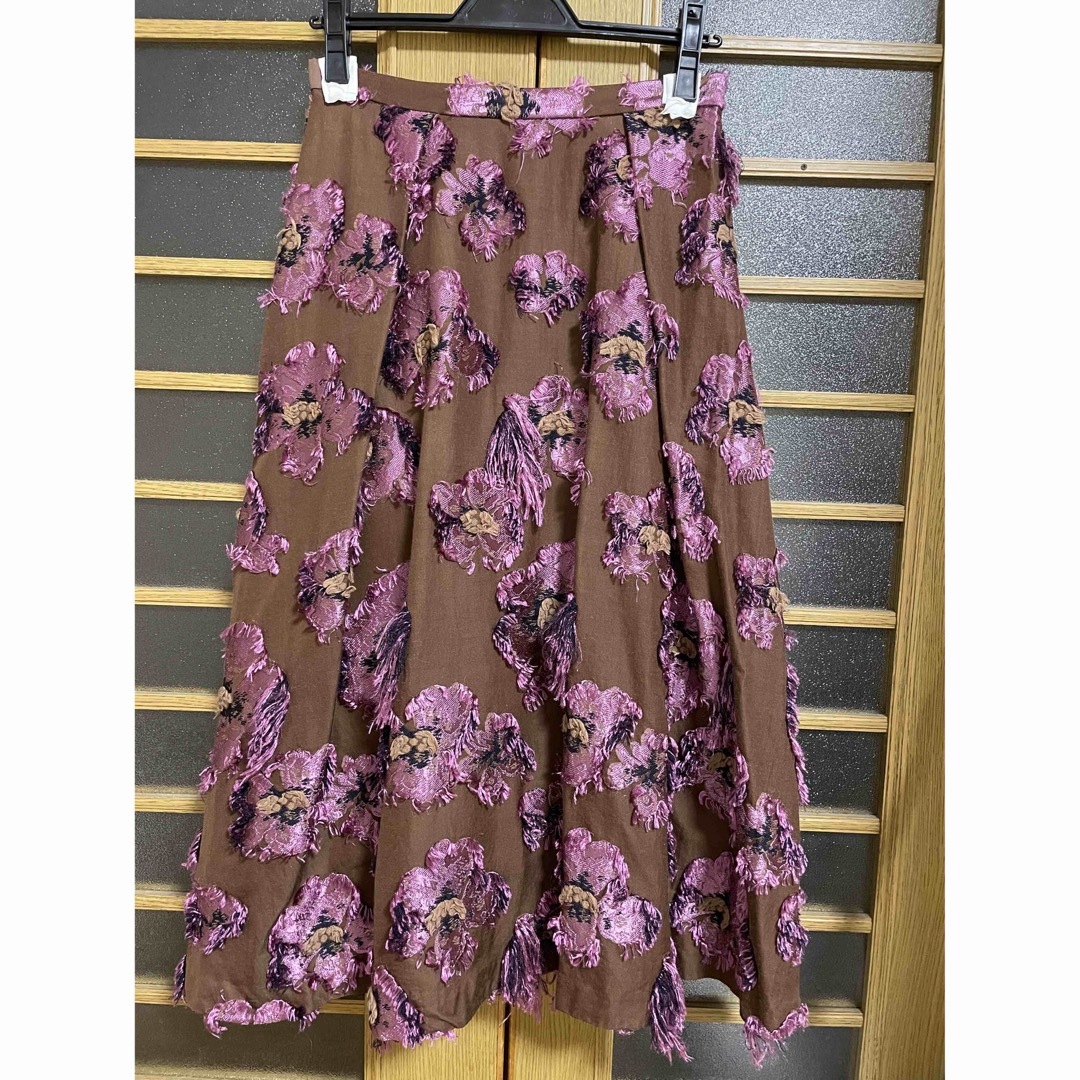 AULA AILA(アウラアイラ)のアウラ　フラワージャガードスカート レディースのスカート(ロングスカート)の商品写真