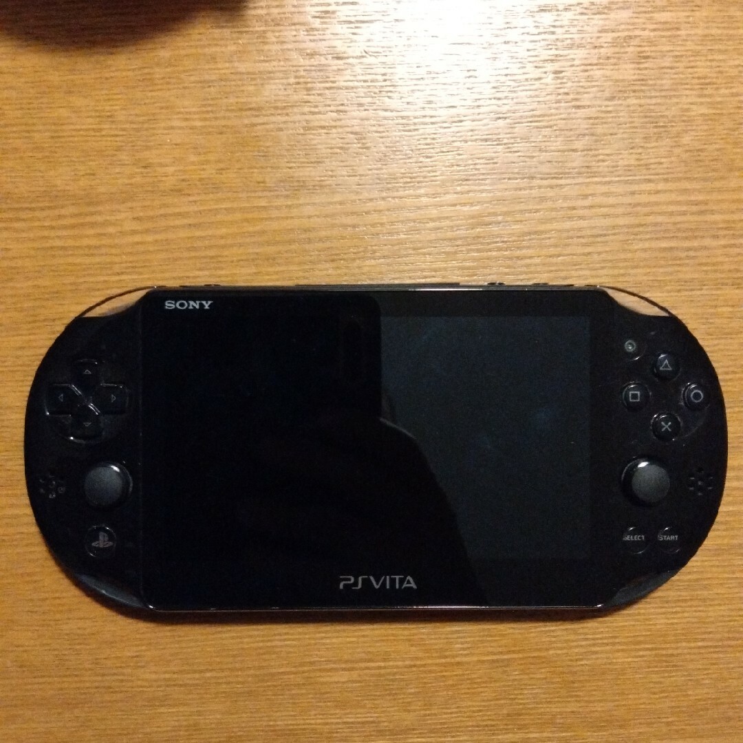 PSVITA 専用ケース　ゲームソフト付き