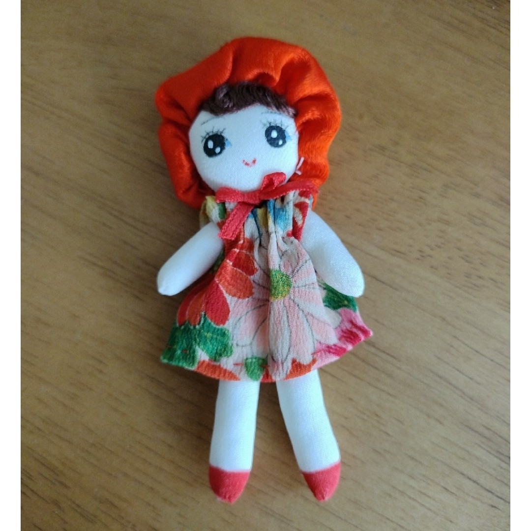ミニサイズ 文化人形ブローチ ハンドメイドのぬいぐるみ/人形(その他)の商品写真