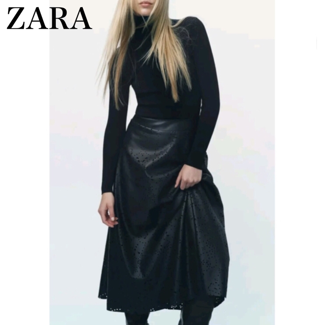 @【M】ZARA ザラ フェイクレザー パンチング ロング 膝下 フレアスカート