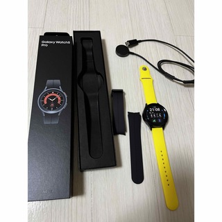 サムスン(SAMSUNG)のGalaxy watch5 PRO ブラック ほぼ新品 9/13購入バンド未使用(腕時計(デジタル))