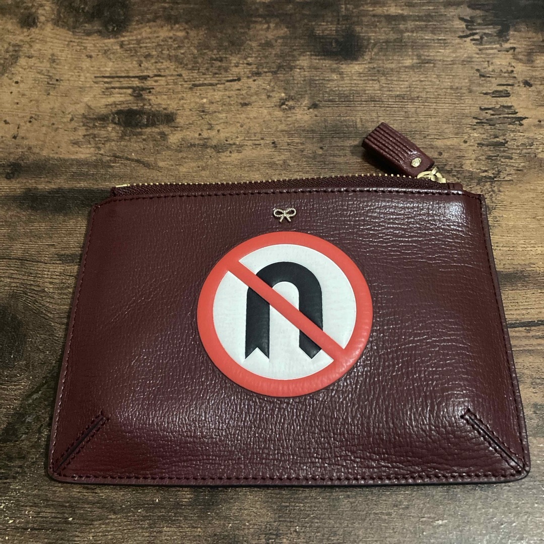 ANYA HINDMARCH   ルースポーチ　Uターン禁止