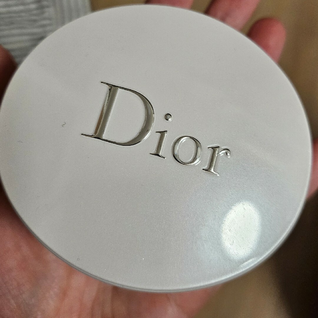 Dior(ディオール)のdior ディオールカプチュール トータル セル ＥＮＧＹ アイ クリーム コスメ/美容のスキンケア/基礎化粧品(フェイスクリーム)の商品写真