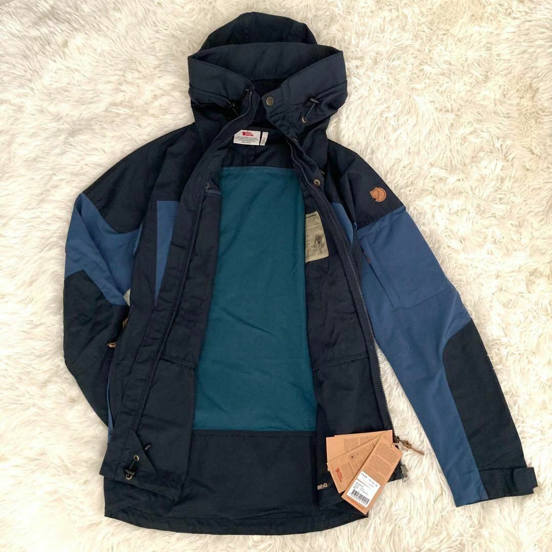 FJALL RAVEN(フェールラーベン)の【新品】タグつき FJALL RAVEN Keb Jacket Ｍサイズ相当 メンズのジャケット/アウター(マウンテンパーカー)の商品写真