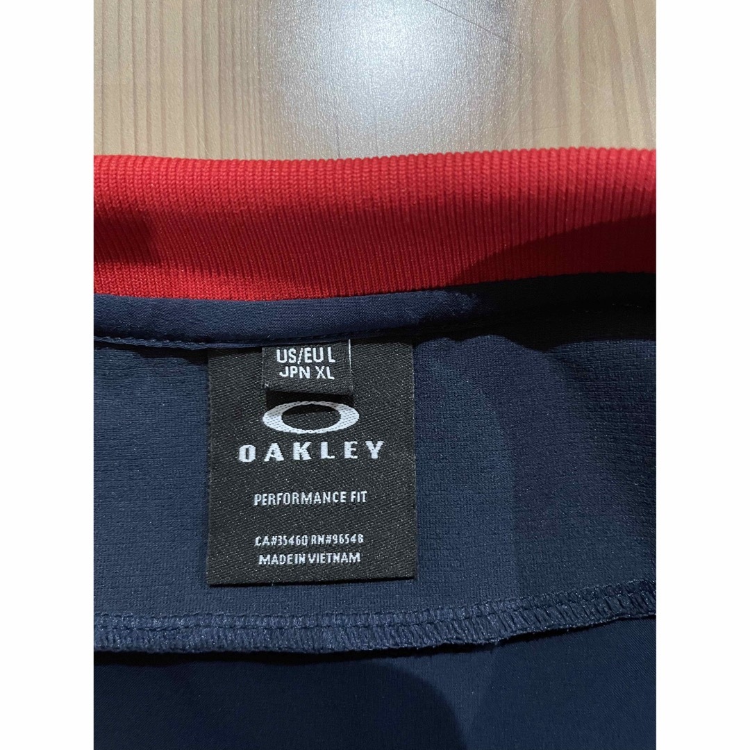 Oakley(オークリー)のオークリー　ウィンドジャケット スポーツ/アウトドアの野球(ウェア)の商品写真