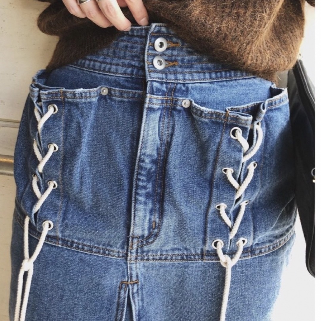 Ameri VINTAGE(アメリヴィンテージ)のNESS POCKET DENIM SKIRT レディースのスカート(ロングスカート)の商品写真