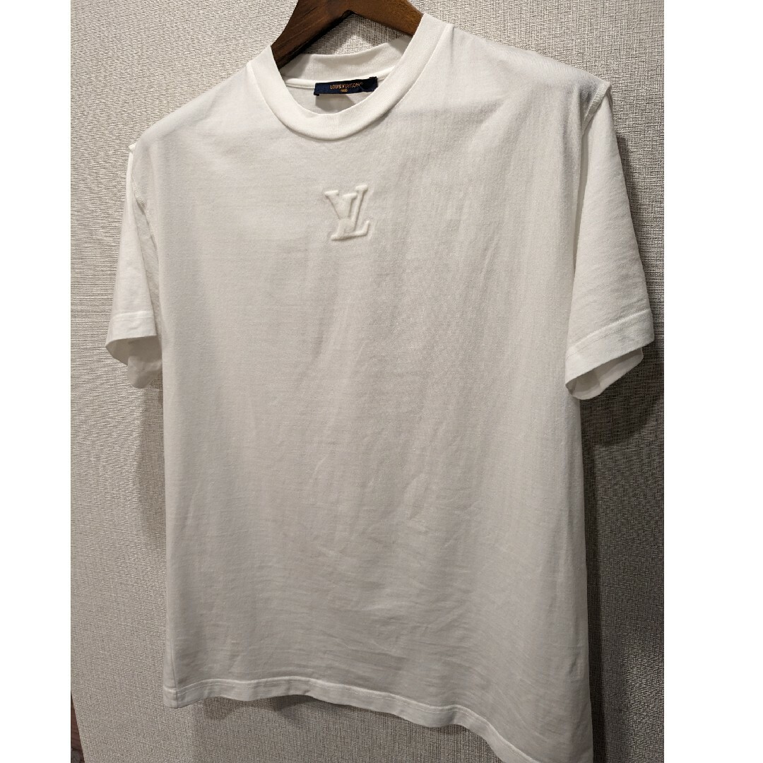 LOUIS VUITTON - ヴィトン エンボスロゴTシャツ Sサイズの通販 by たっ