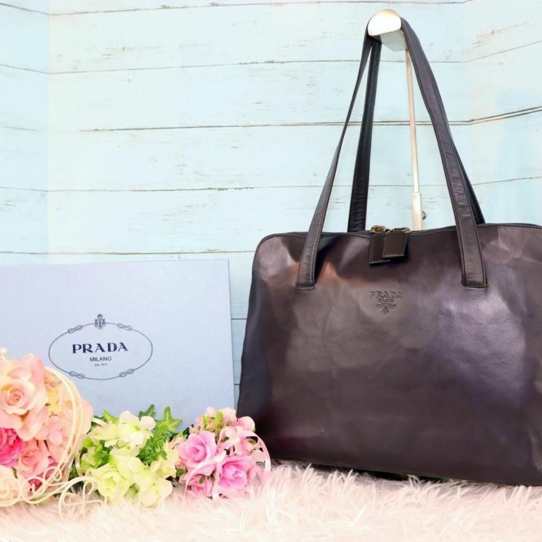 PRADA - PRADA プラダ ラウンドジップバッグ 紺色 A4収納可能 通学