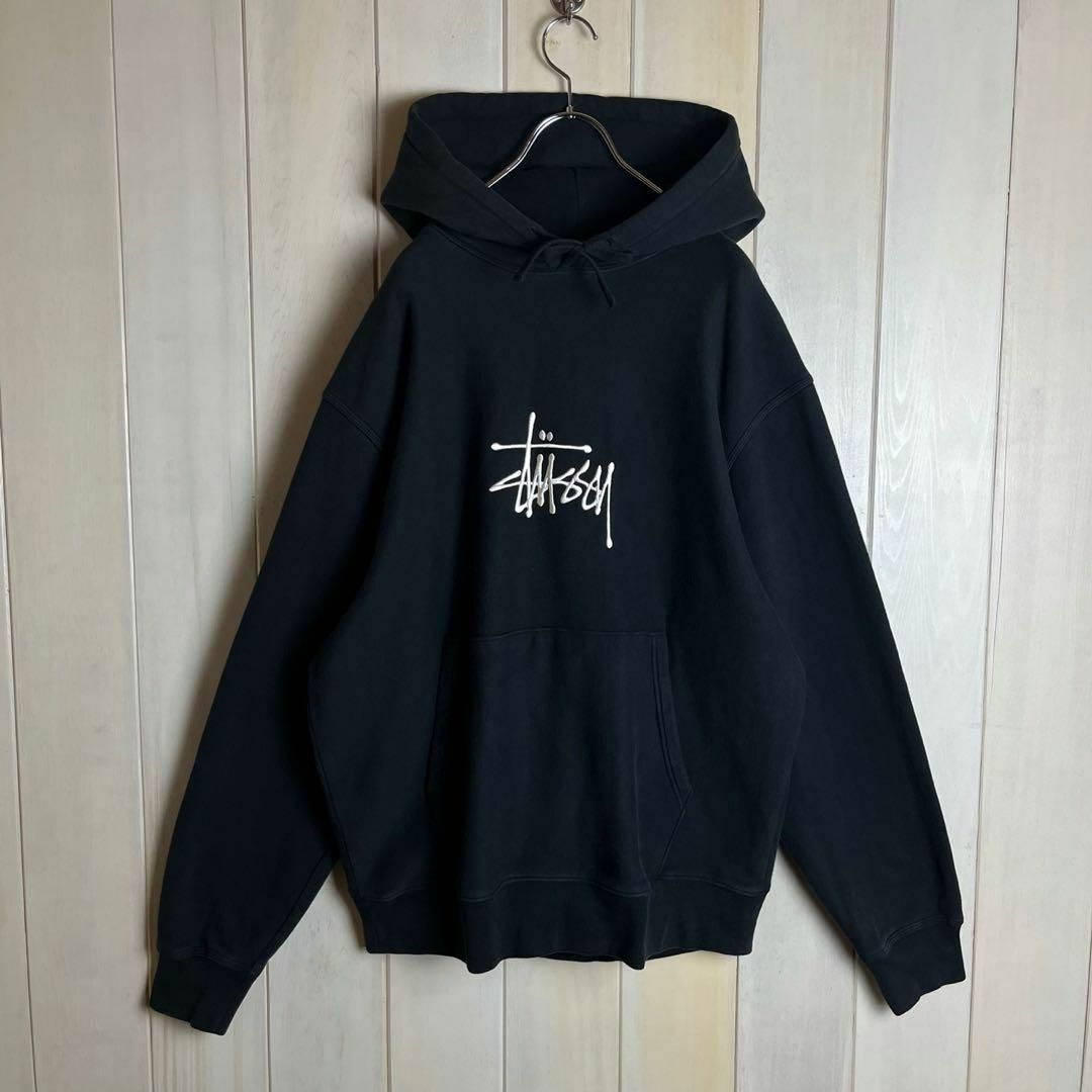 STUSSY - 【人気Lサイズ】ステューシー☆センター刺繍ロゴ入りパーカー