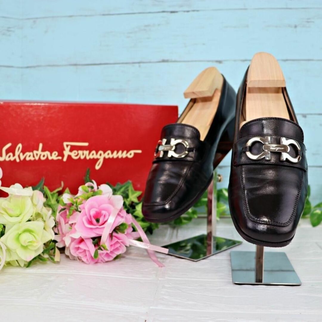 Salvatore Ferragamo ローファー パンプス 23.5cm - ローファー/革靴