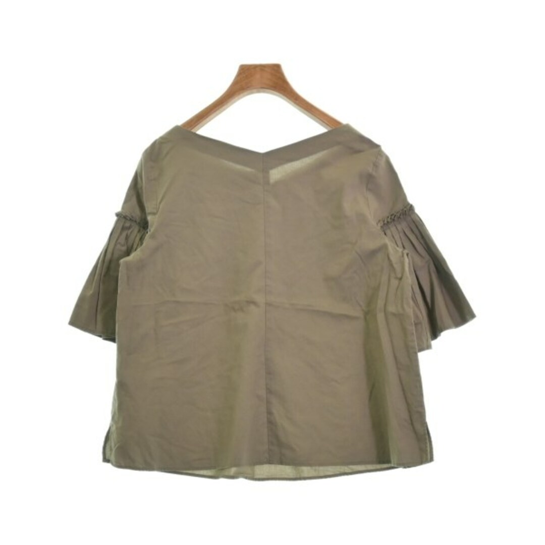 NATURAL BEAUTY BASIC(ナチュラルビューティーベーシック)のNATURAL BEAUTY BASIC ブラウス M カーキ 【古着】【中古】 レディースのトップス(シャツ/ブラウス(長袖/七分))の商品写真